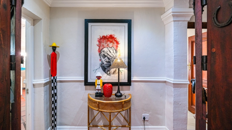 6 Bedroom Property for Sale in Kingfisher Creek Western Cape